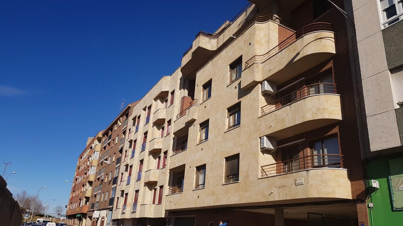 Apartamentos Anita Salamanca Ngoại thất bức ảnh
